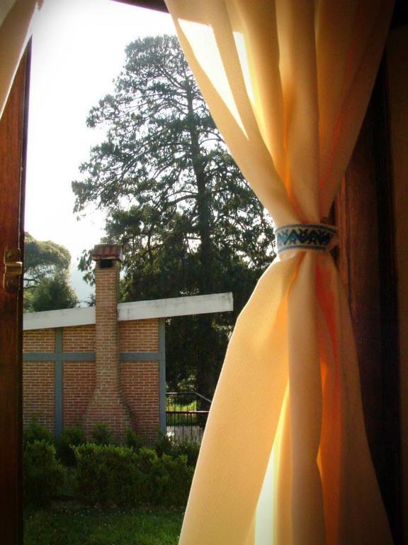 Cabanas Entrada A La Sierra Hotel Zacapoaxtla Bilik gambar
